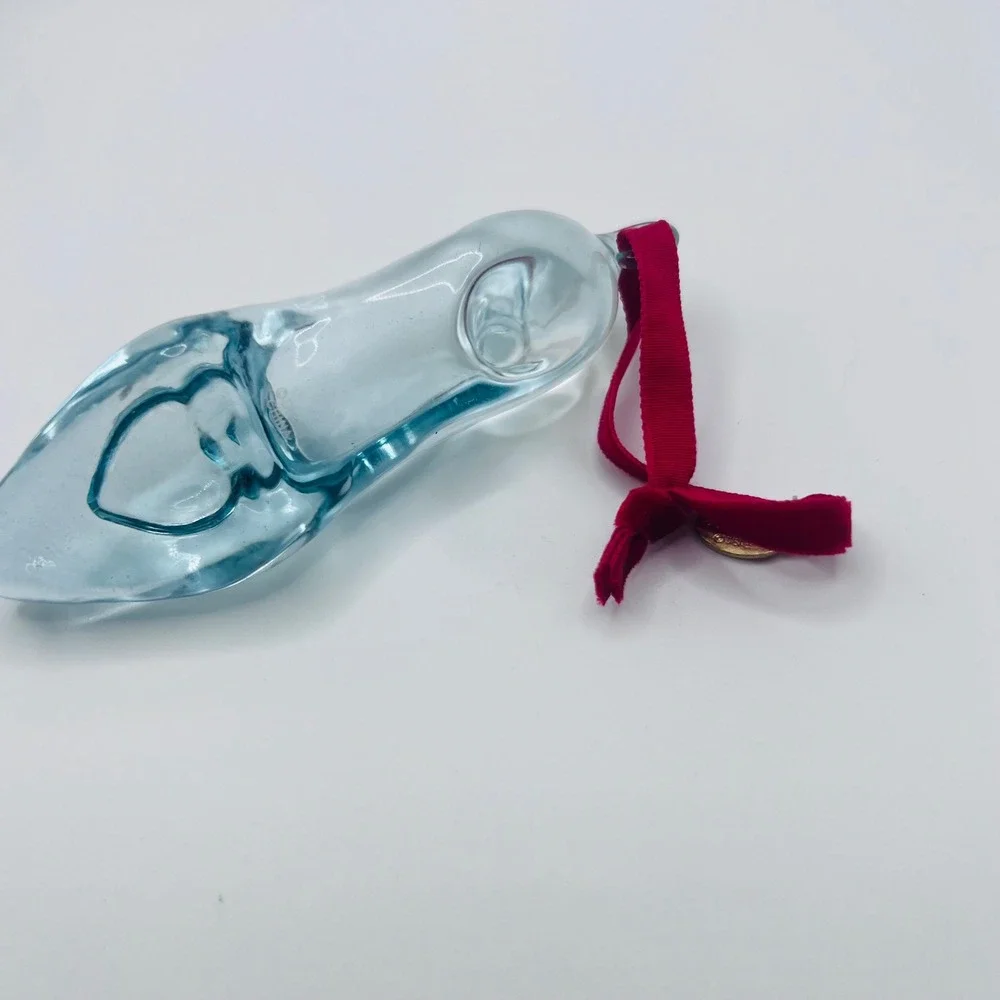 DISNEY Sketchbook‎ Ornament Cinderella's Glass Slipper 2008 Disney Store Xmas
